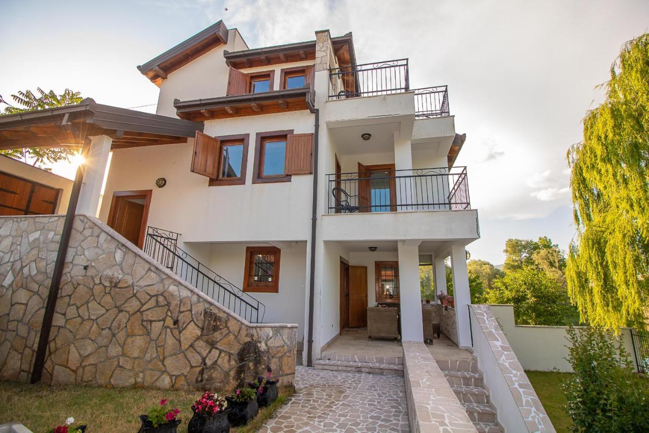 מוסטר Villa Verde מראה חיצוני תמונה